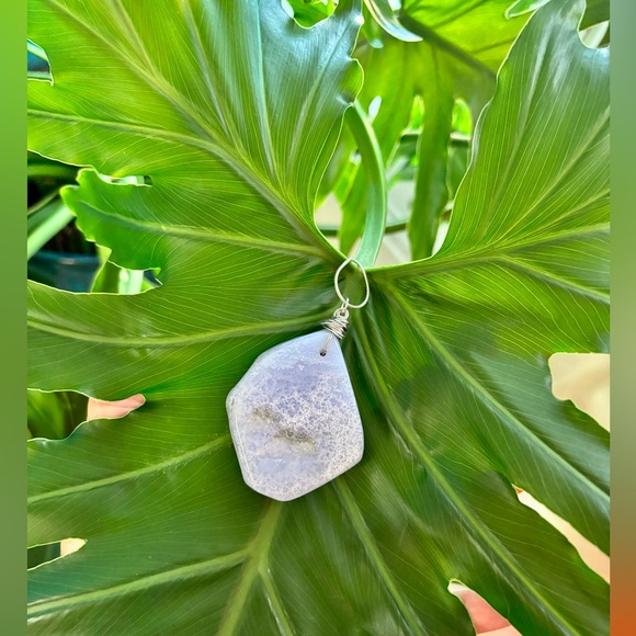 Blue Lace Agate necklace - Picture 2 of 4